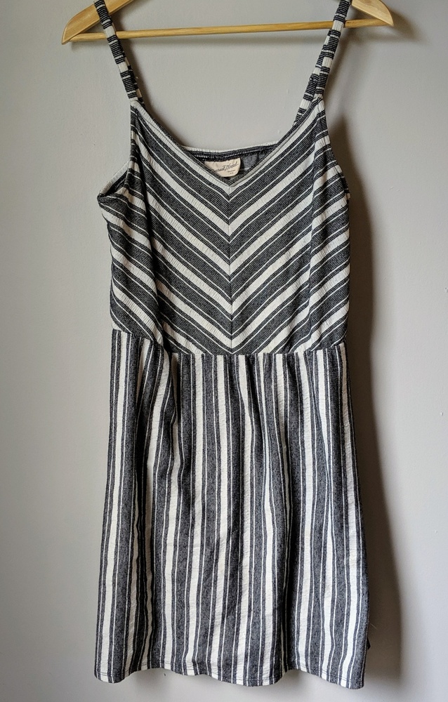 Universal Thread Black and White Striped Dress